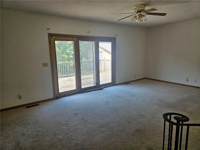 25410 High Drive, Excelsior Springs, MO 64024