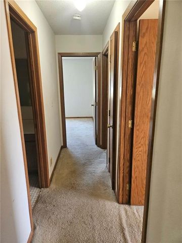 25410 High Drive, Excelsior Springs, MO 64024