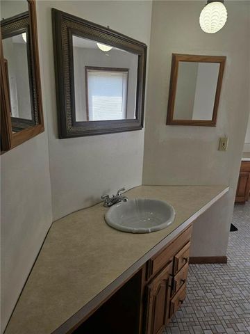 25410 High Drive, Excelsior Springs, MO 64024