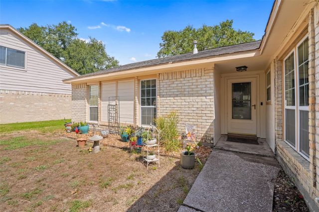 25806 Old Carriage Lane, Spring, TX 77373