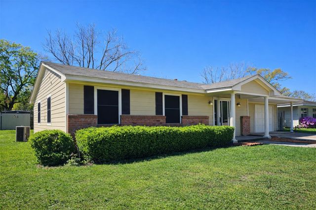 5403 Louise Street, Baytown, TX 77521