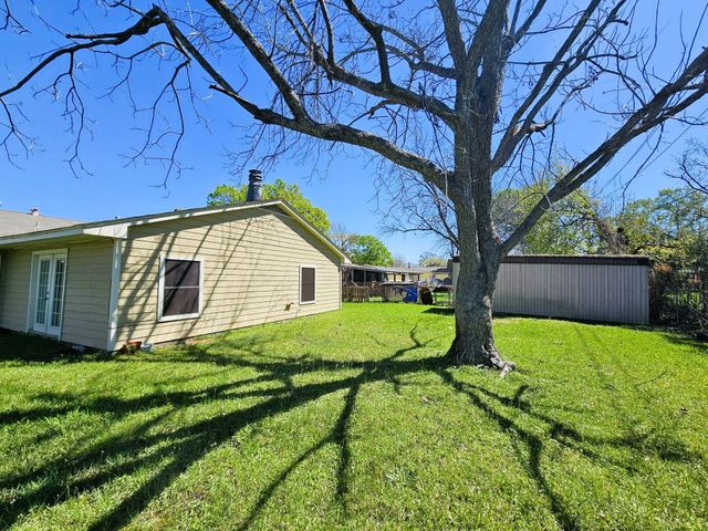 5403 Louise Street, Baytown, TX 77521