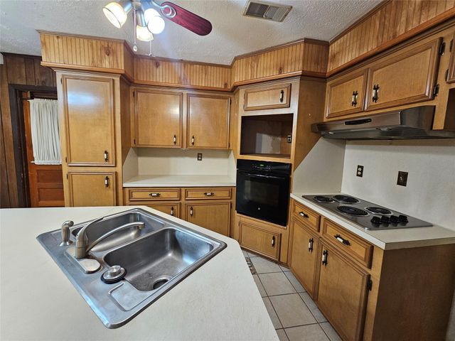 5403 Louise Street, Baytown, TX 77521