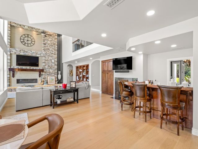 21998 Brighton Crest Drive, Friant, CA 93626