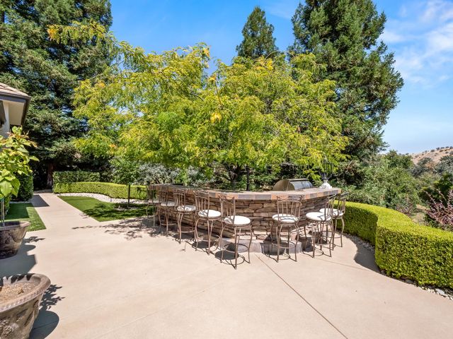 21998 Brighton Crest Drive, Friant, CA 93626