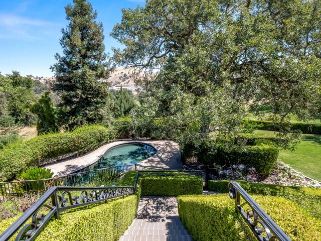 21998 Brighton Crest Drive, Friant, CA 93626