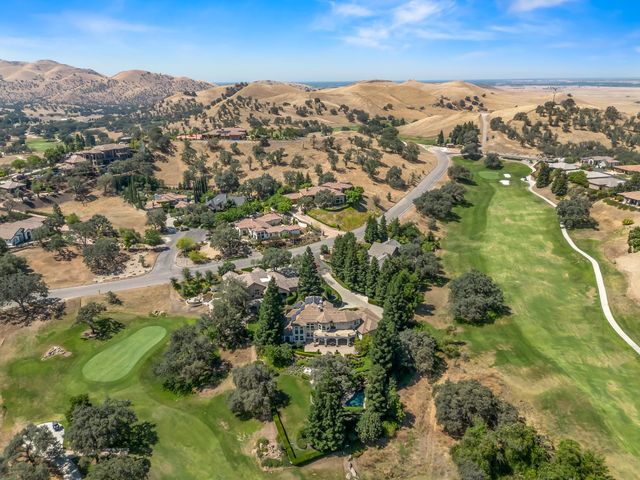 21998 Brighton Crest Drive, Friant, CA 93626