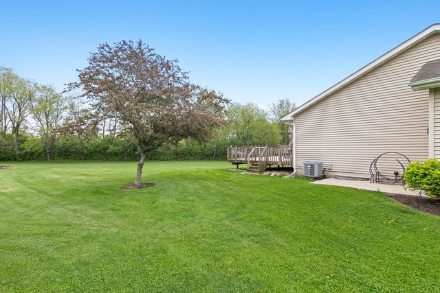 2383 N 4070th Road, Sheridan, IL 60551
