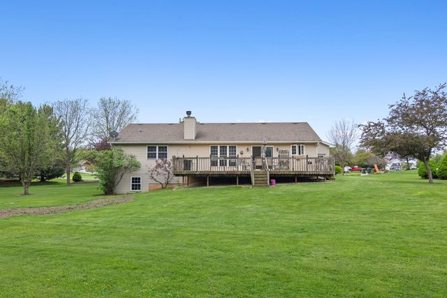 2383 N 4070th Road, Sheridan, IL 60551