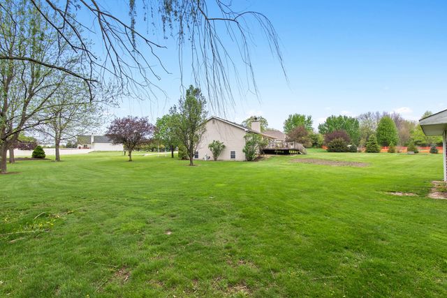 2383 N 4070th Road, Sheridan, IL 60551