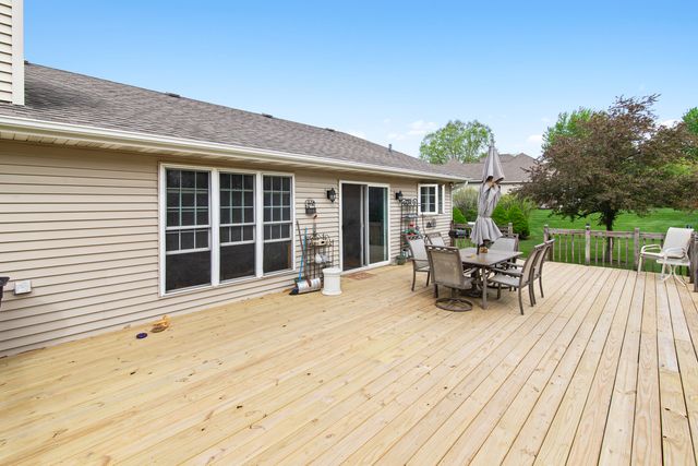2383 N 4070th Road, Sheridan, IL 60551