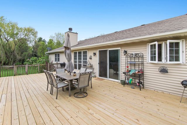 2383 N 4070th Road, Sheridan, IL 60551