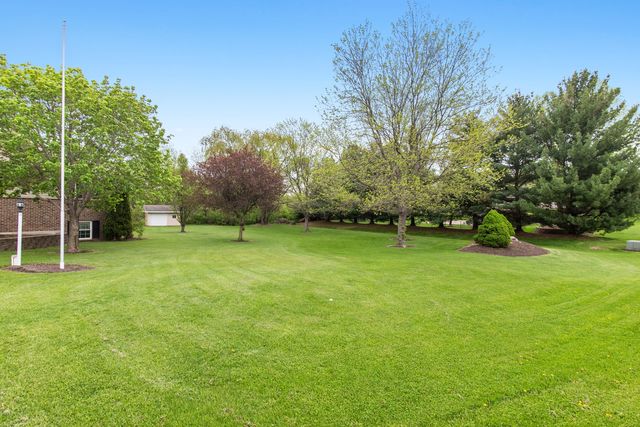 2383 N 4070th Road, Sheridan, IL 60551