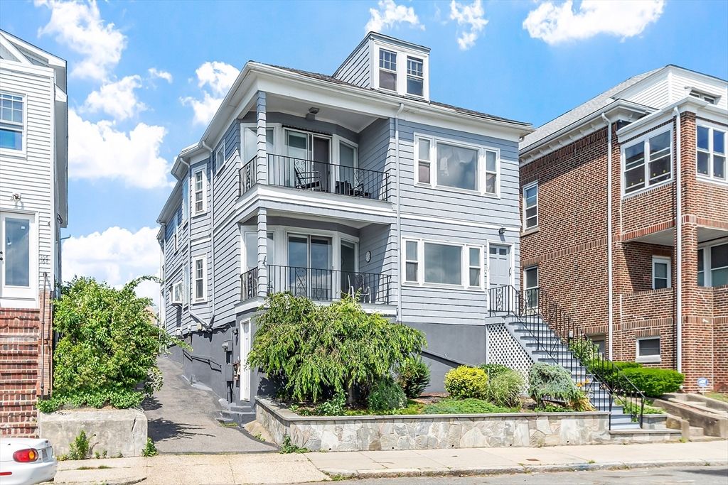 170 Bayswater St, Boston, MA 02128