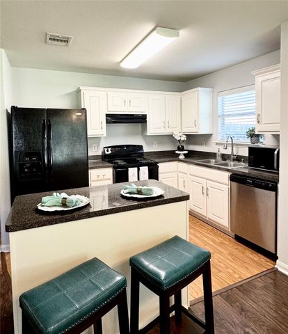 4006 Enclave Mist Lane, Richmond, TX 77469