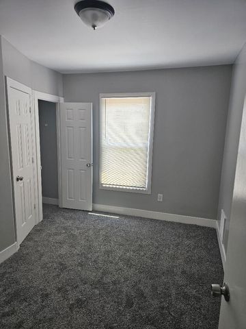 7733 E Forest Avenue, Detroit, MI 48214