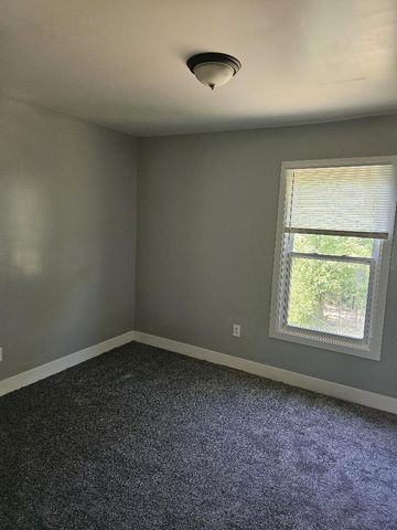 7733 E Forest Avenue, Detroit, MI 48214