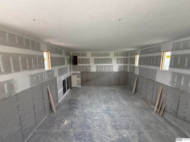 22742 Sanctuary Ridge Drive, Elkhorn, NE 68022