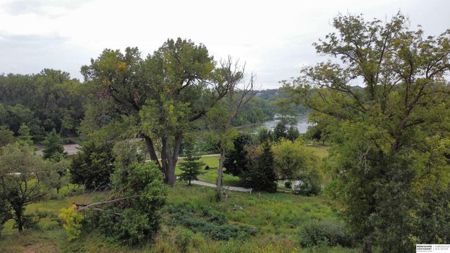 22742 Sanctuary Ridge Drive, Elkhorn, NE 68022