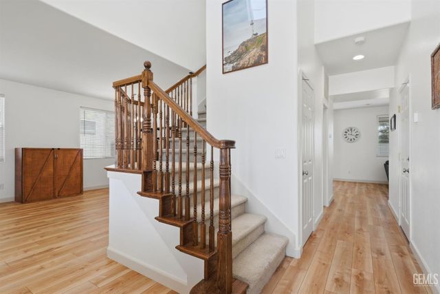 12002 Galileo Drive, Bakersfield, CA 93312