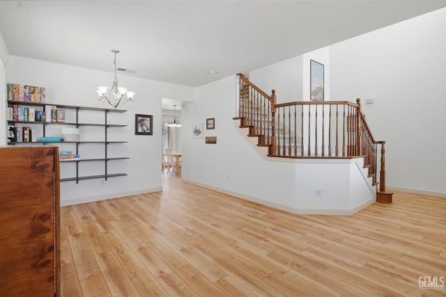 12002 Galileo Drive, Bakersfield, CA 93312