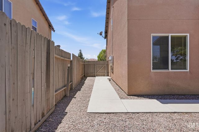 12002 Galileo Drive, Bakersfield, CA 93312