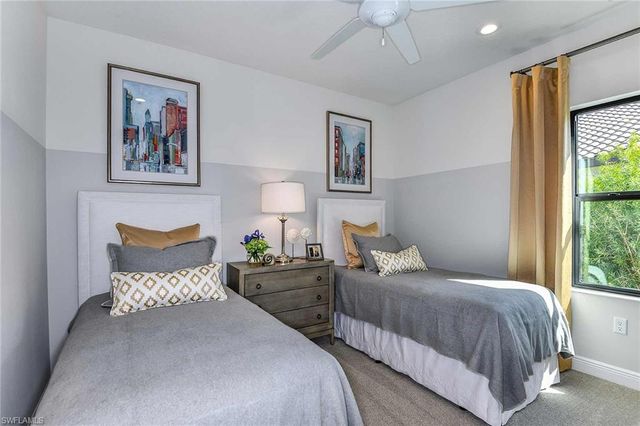 4236 Pegasus WAY, Naples, FL 34120
