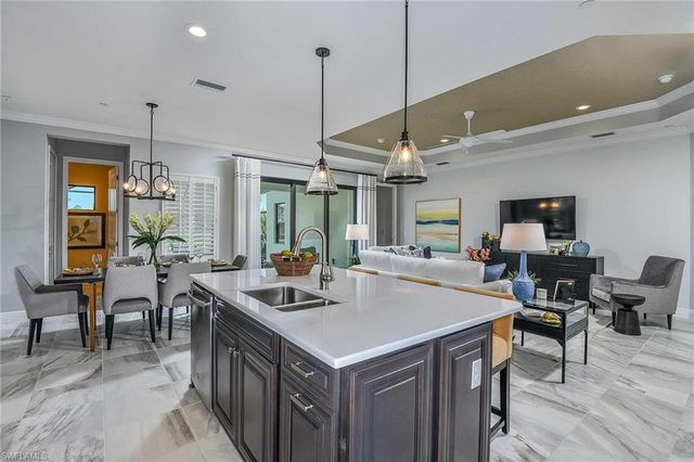 4236 Pegasus WAY, Naples, FL 34120