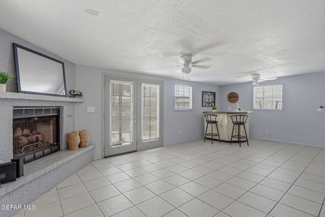 323 VALLE SERENO Drive, El Paso, TX 79907