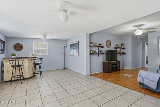 323 VALLE SERENO Drive, El Paso, TX 79907