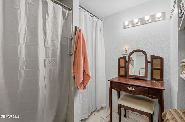 323 VALLE SERENO Drive, El Paso, TX 79907