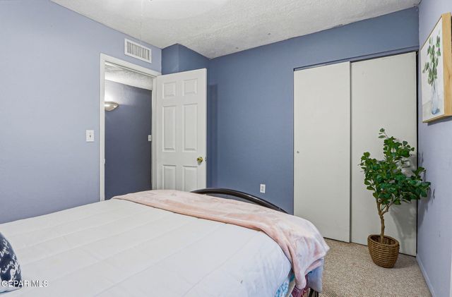 323 VALLE SERENO Drive, El Paso, TX 79907