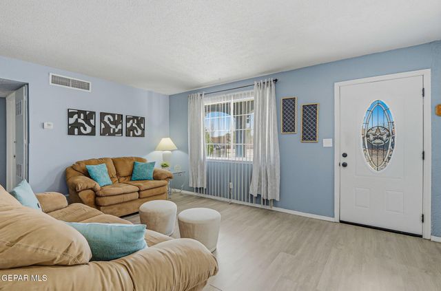 323 VALLE SERENO Drive, El Paso, TX 79907