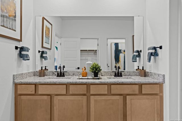 8734 Thyme Meadow, Elmendorf, TX 78112