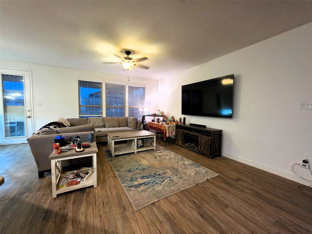 2736 Ryder Lane, Aubrey, TX 76227 — photo 3