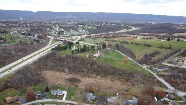 295 Walnut Hill Road, South Union Twp, PA 15401