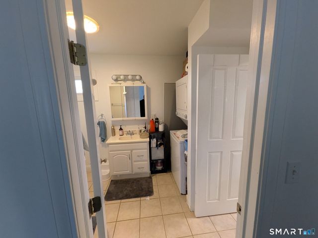 204 Ross Road, Middlefield, CT 06481