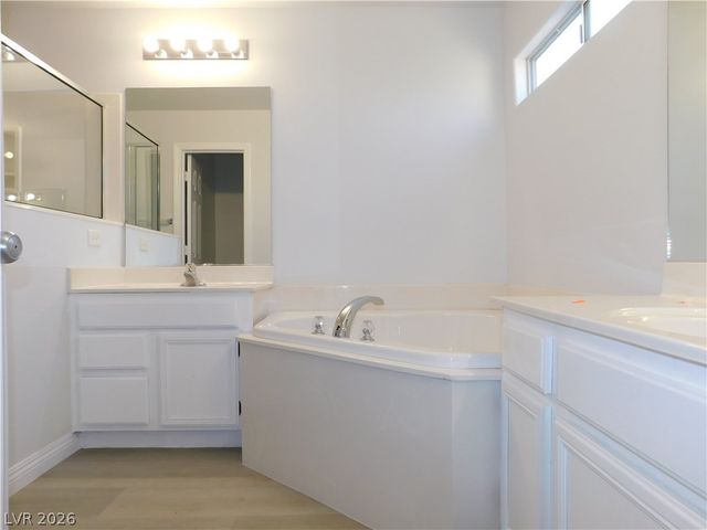 7859 Treasure Ship Avenue, Las Vegas, NV 89147