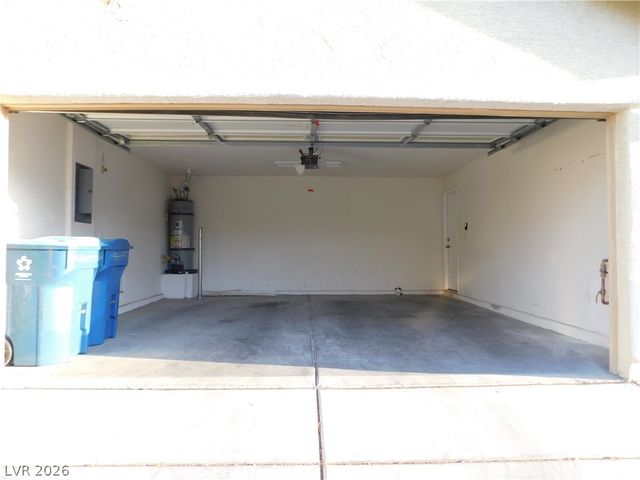 7859 Treasure Ship Avenue, Las Vegas, NV 89147