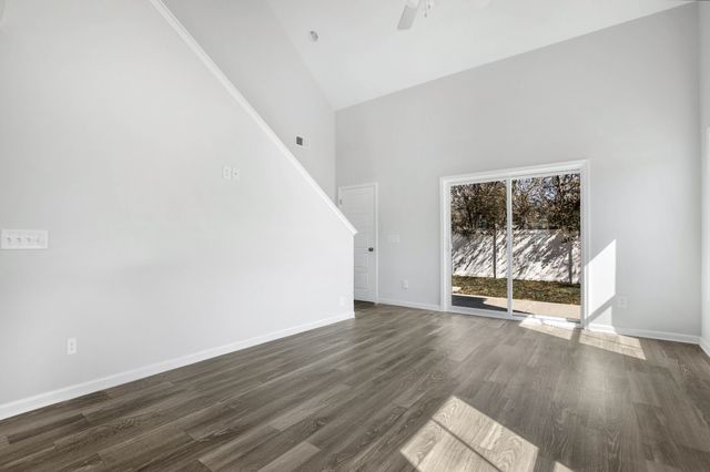 100 Billy Robb St Unit B, Greenbrier, TN 37073