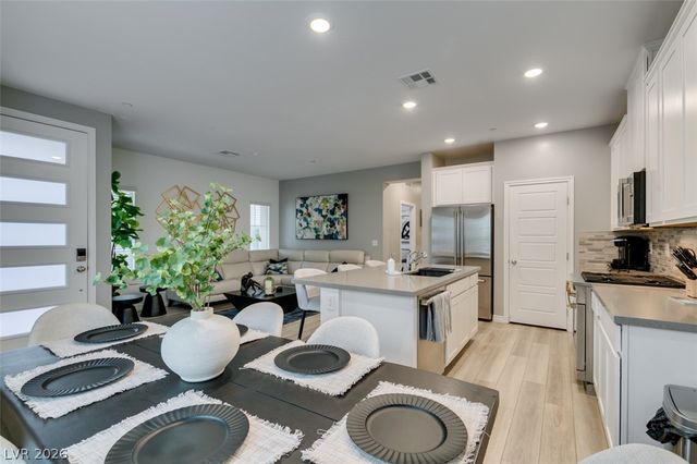 600 North Carriage Hill Drive 1195, Las Vegas, NV 89138