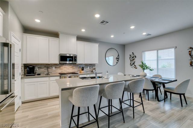 600 North Carriage Hill Drive 1195, Las Vegas, NV 89138