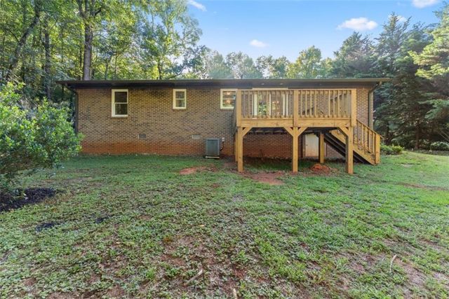 937 Sam Craven Road, Cleveland, GA 30528