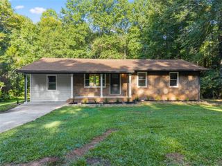 937 Sam Craven Road, Cleveland, GA 30528