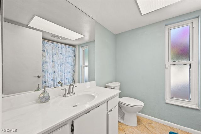 2451 Jasper AVE, Fort Myers, FL 33907