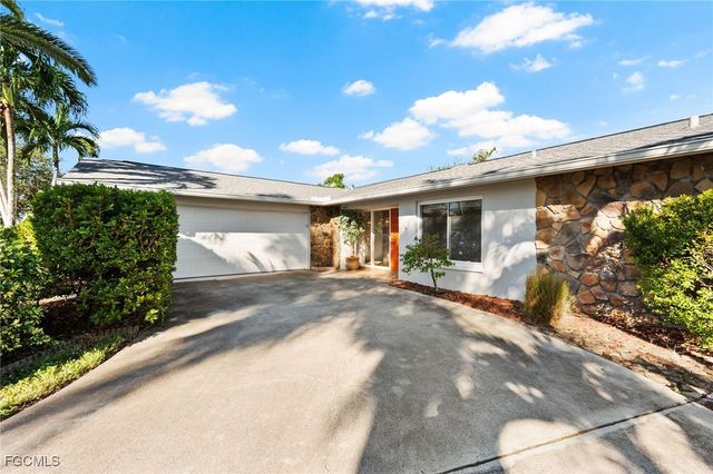 2451 Jasper AVE, Fort Myers, FL 33907