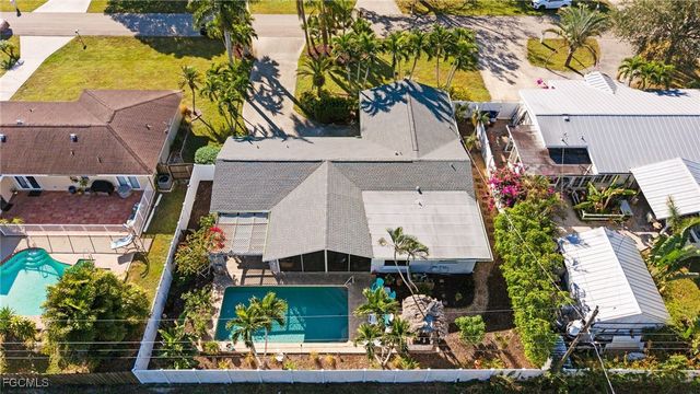 2451 Jasper AVE, Fort Myers, FL 33907