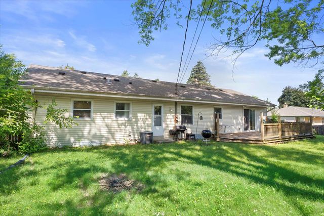 8666 N 62nd STREET, Brown Deer, WI 53223