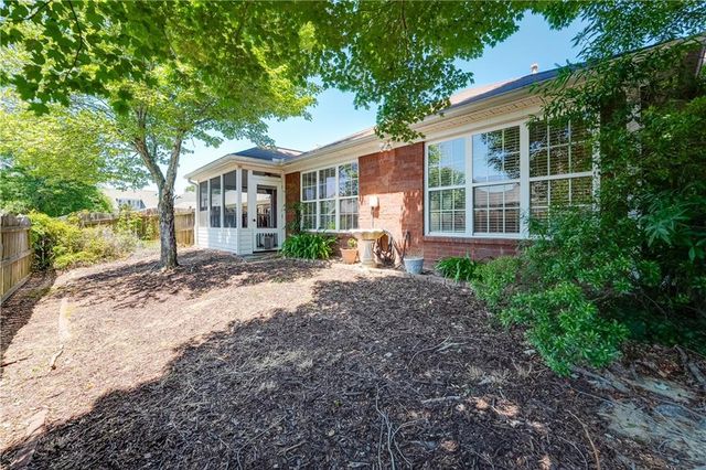 2126 Benchmark Drive, Snellville, GA 30078