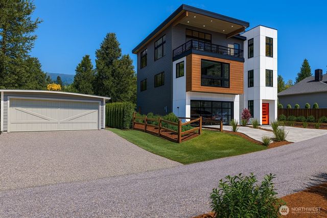 711 Poplar Drive, Bellingham, WA 98226